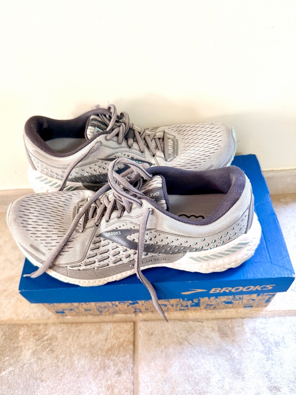Brooks Adrenaline GTS 21